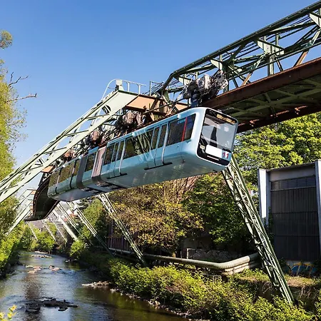 Appartement Gruenes Eck,wuppertal Am Toelleturm *