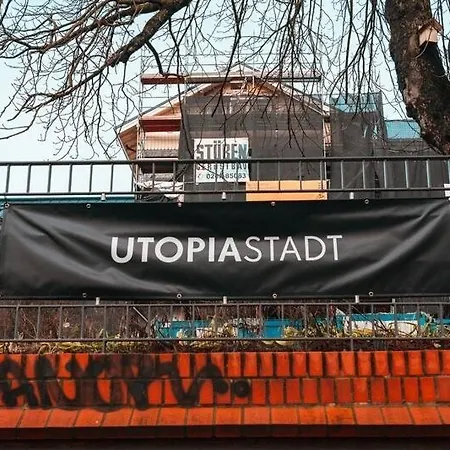 Gruenes Eck,wuppertal Am Toelleturm *